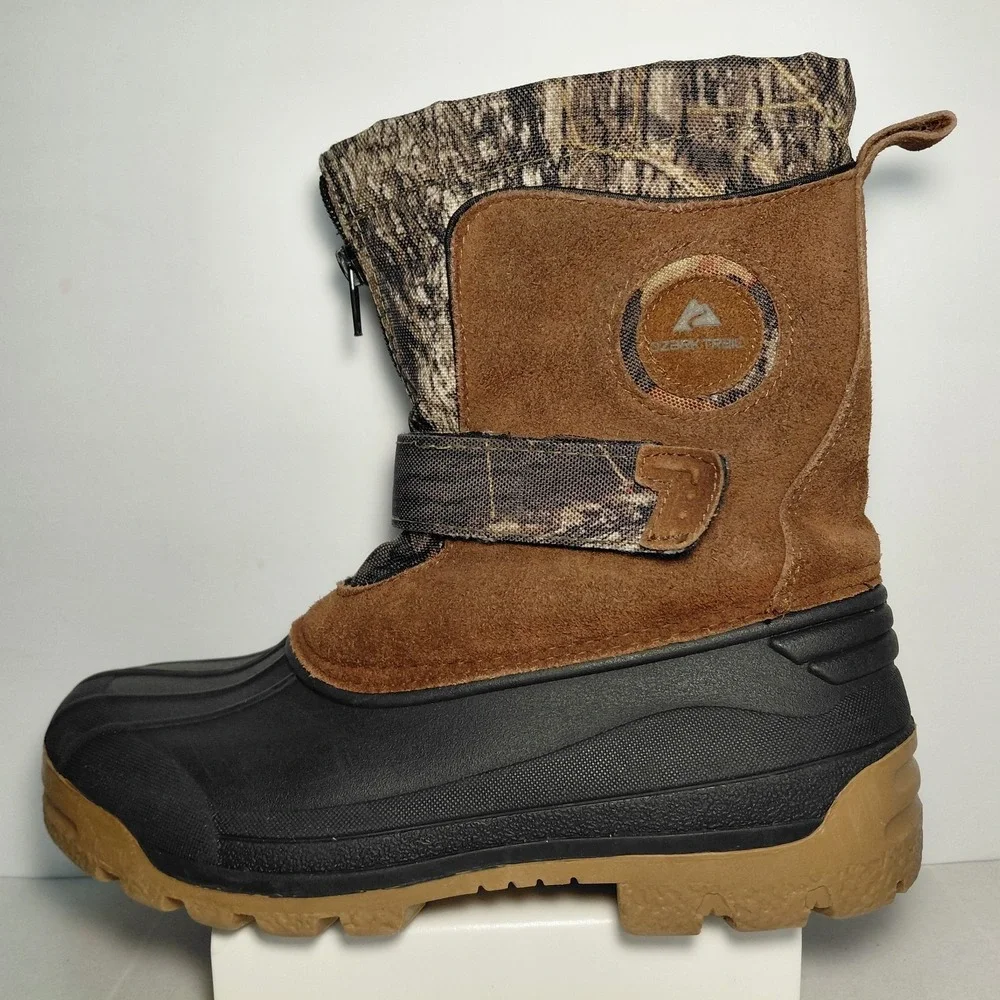Ozark Trail Youth Size 4 Boots‎ Waterproof Snow Rain Camo Zip Up Strap NO LINER
